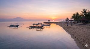 Pantai Sanur: Pagi yang Tenang Tanpa Ombak Besar